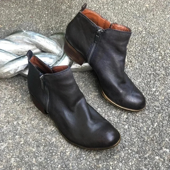 Lucky Brand Double Zip Charcoal Pewter Gray Ankle Boots Size 7 - Picture 1 of 6